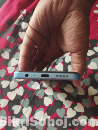 ইনফিনিক্স নোট ১২